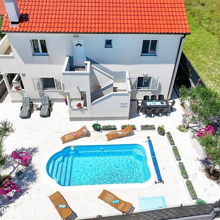 Apartments Feliks Ljubač Buitenkant foto
