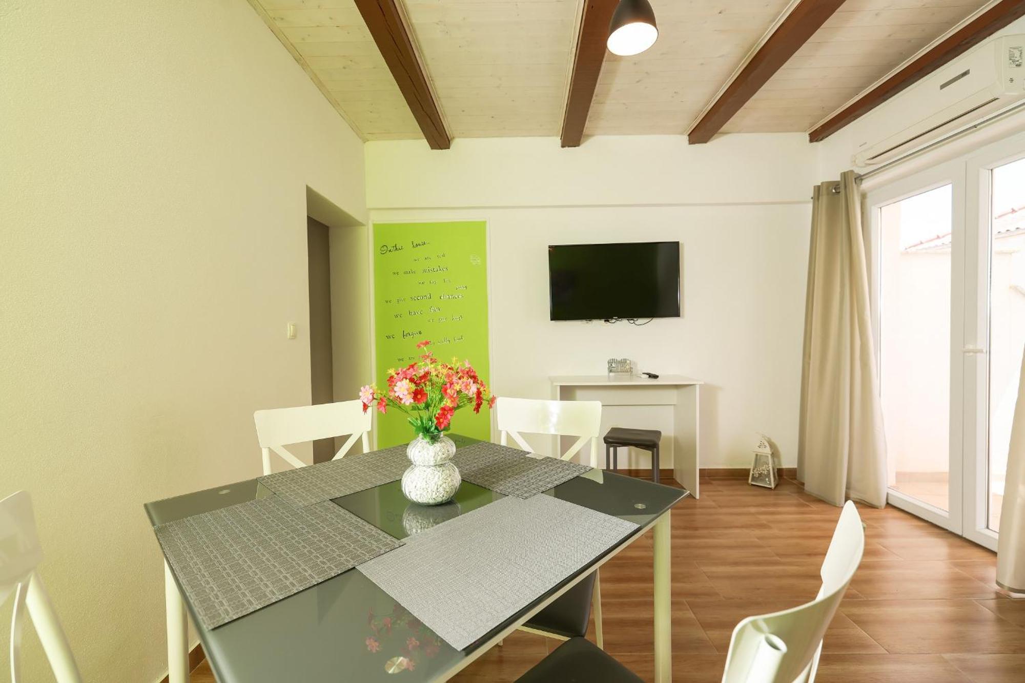 Apartments Feliks Ljubač Kamer foto