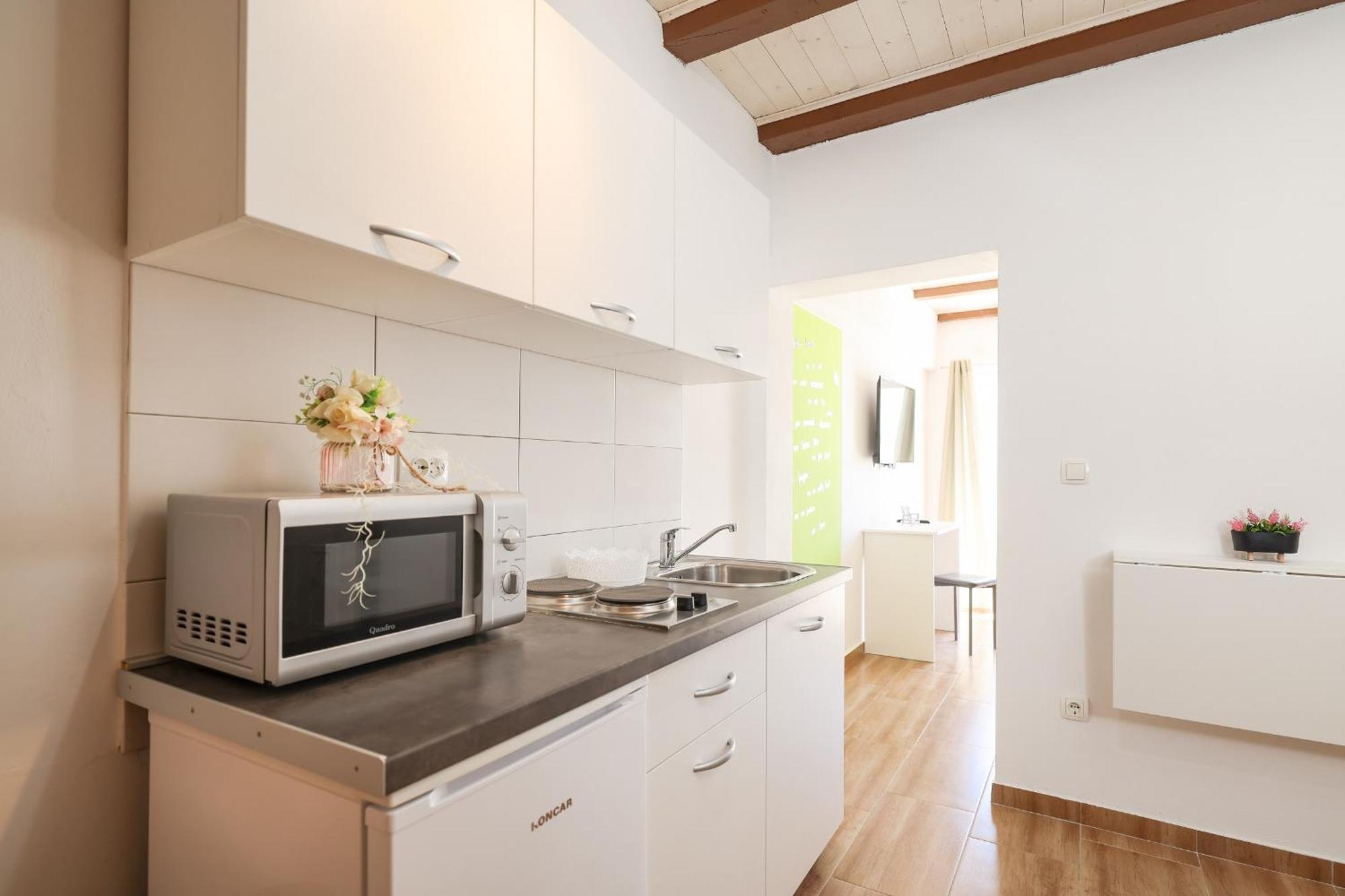 Apartments Feliks Ljubač Buitenkant foto